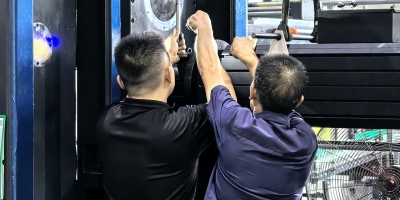戰高溫，保交付｜東莞36℃天氣下長江生產車間里的“熱”情堅守